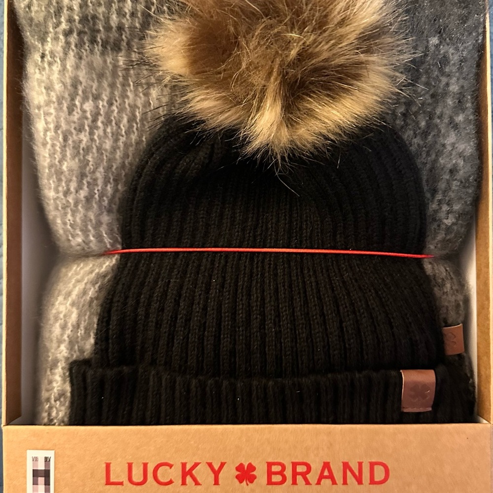 Lucky Brand Black Beanie with Brown Faux Fur Pom
